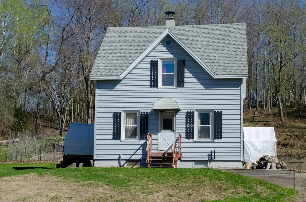 697 Main Road N Hampden ME 04444