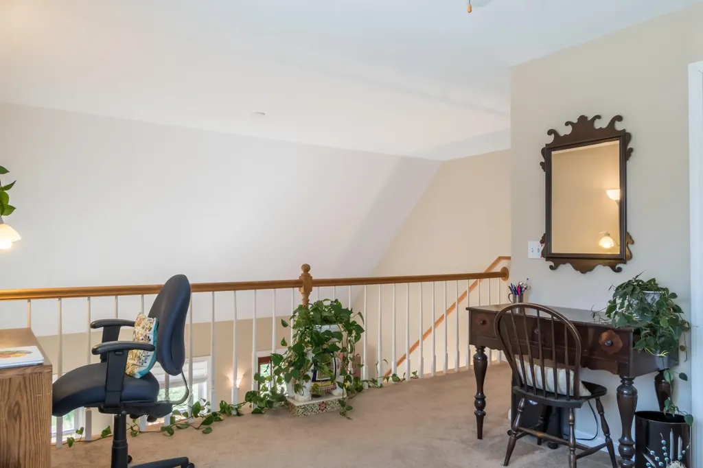 81 Adams Way Freeport ME 04032