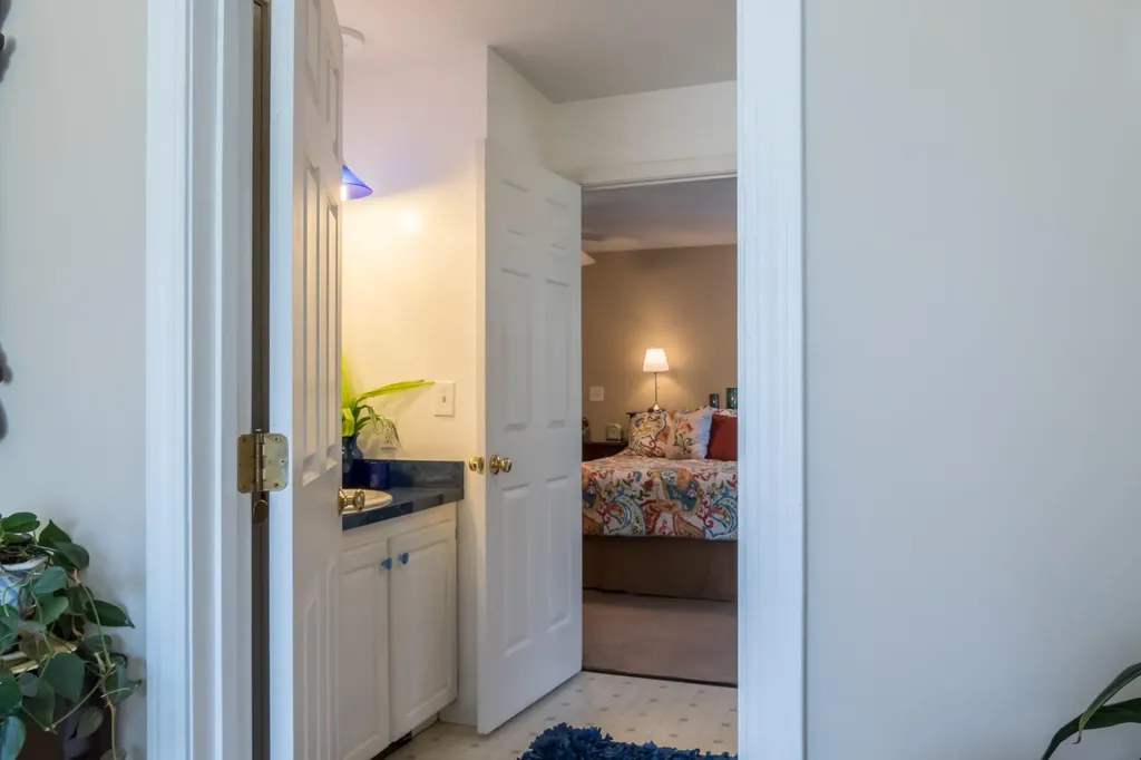 81 Adams Way Freeport ME 04032