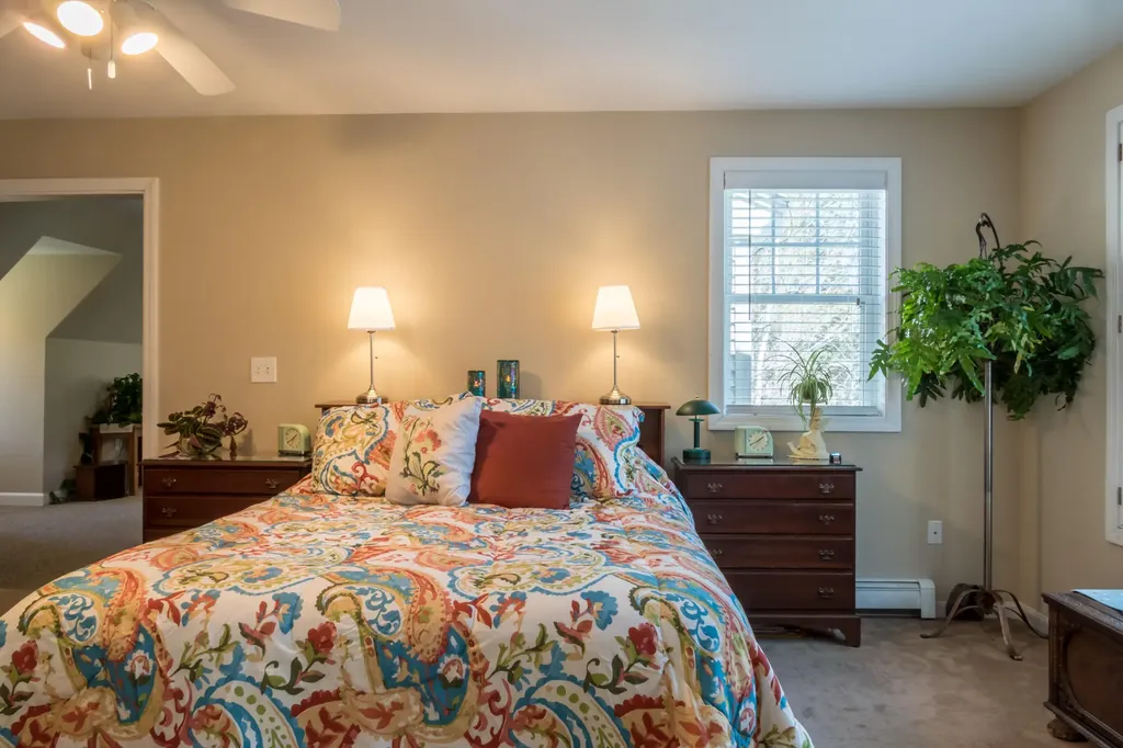 81 Adams Way Freeport ME 04032