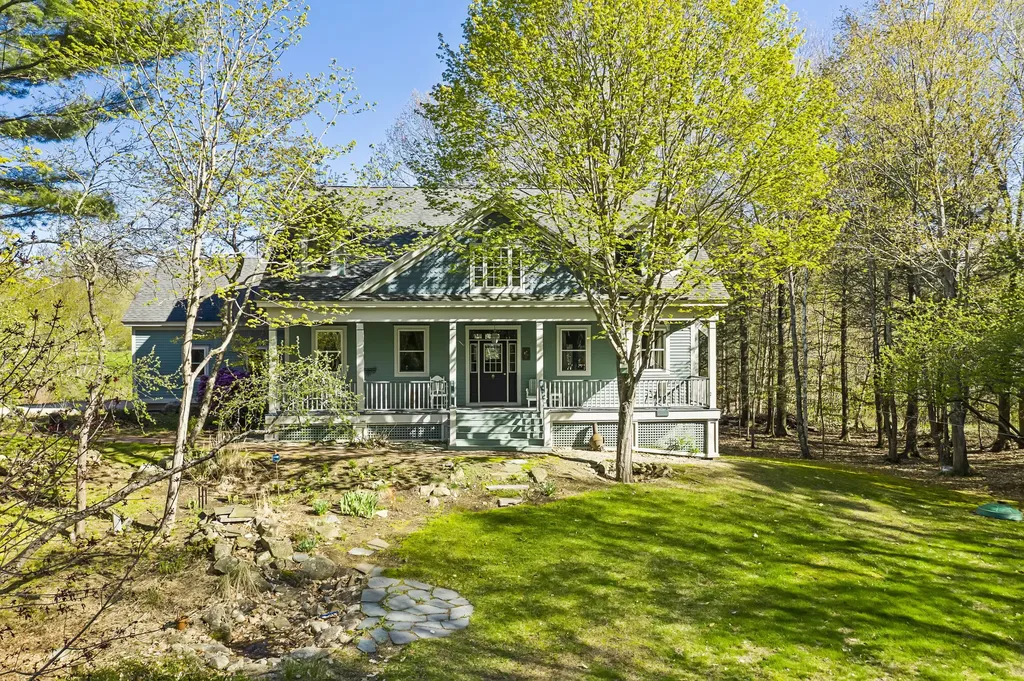 27 Doe Drive Eliot ME 03903