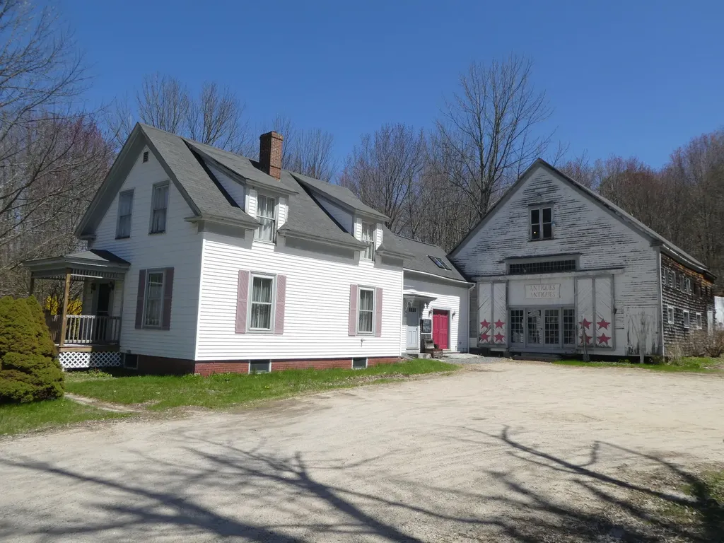 201 Roosevelt Trail Windham ME 04062