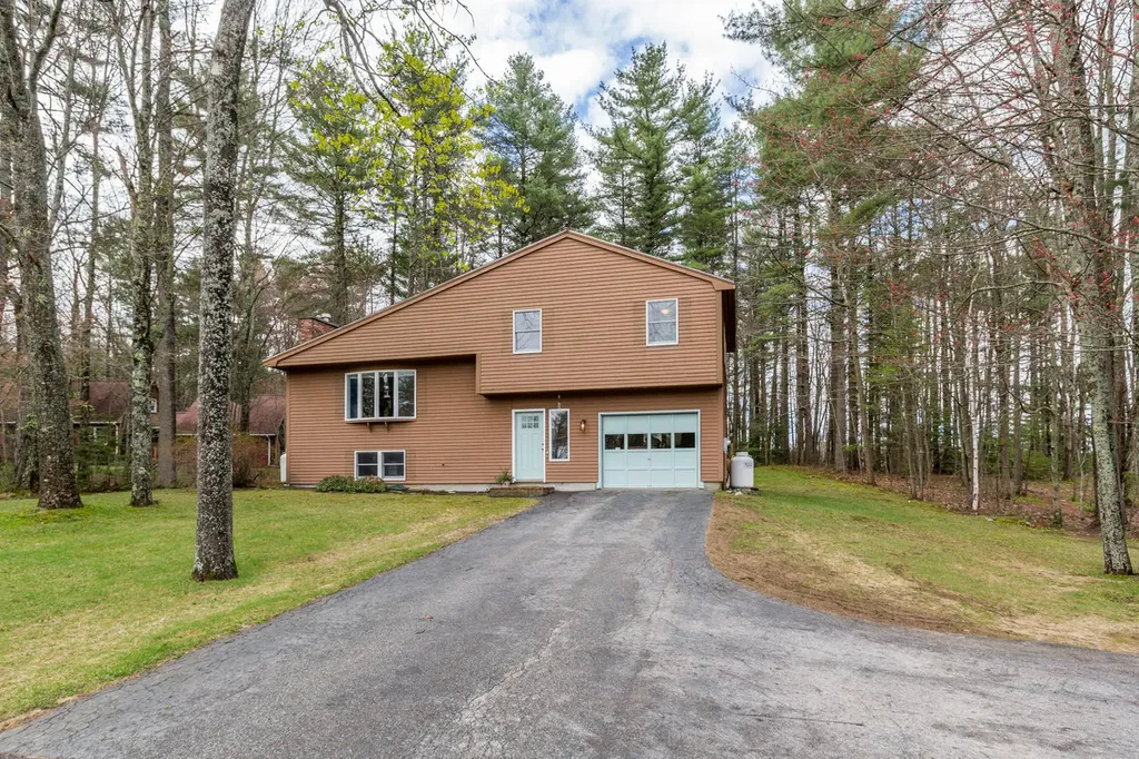 58 Tenney Street Yarmouth ME 04096