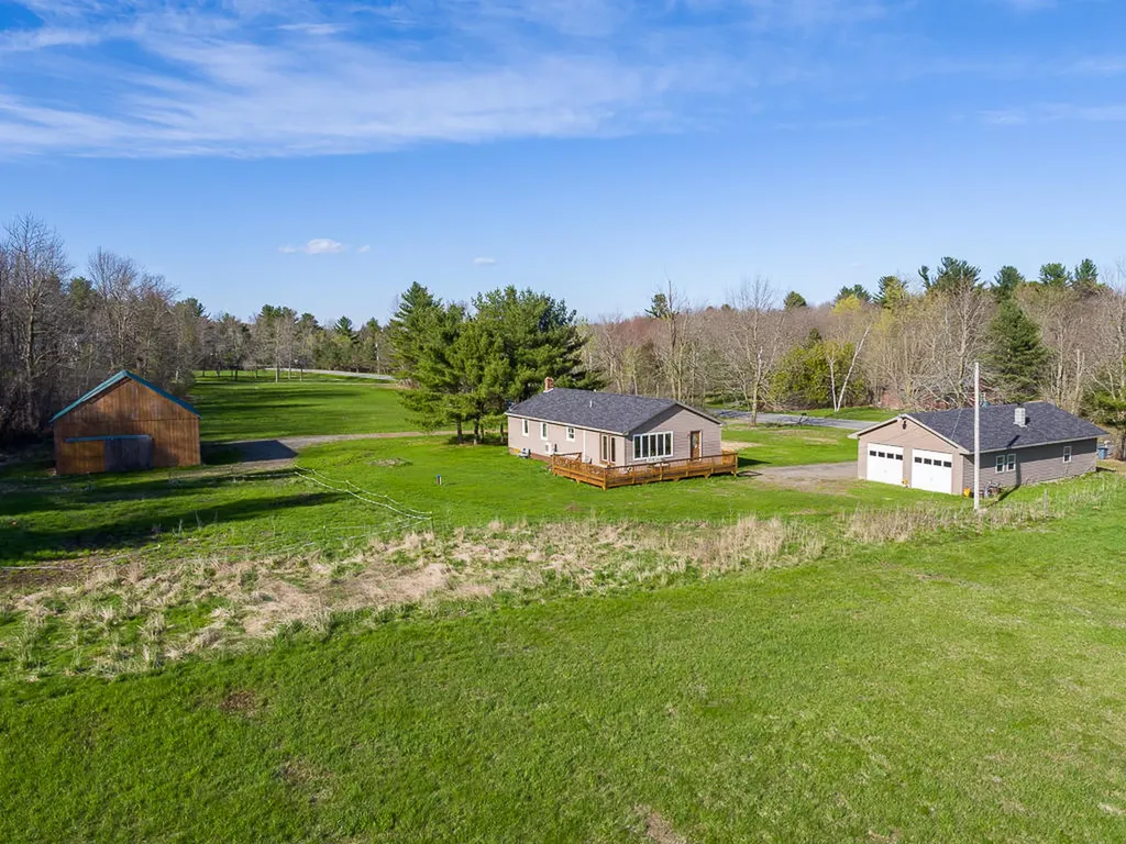 2516 Middle Road Sidney ME 04330