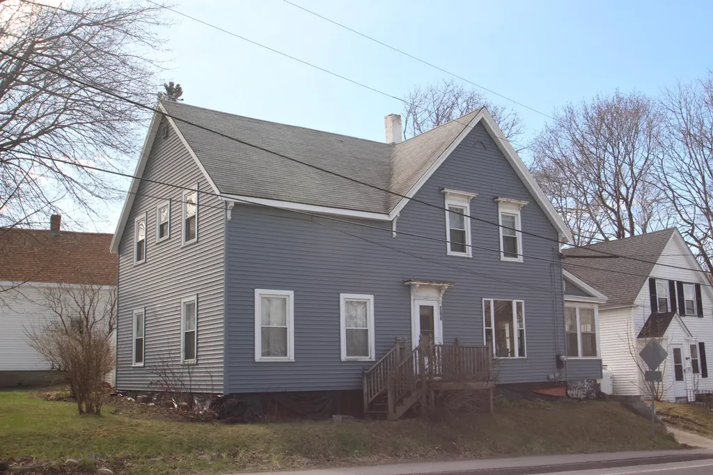377 Broadway Rockland ME 04841