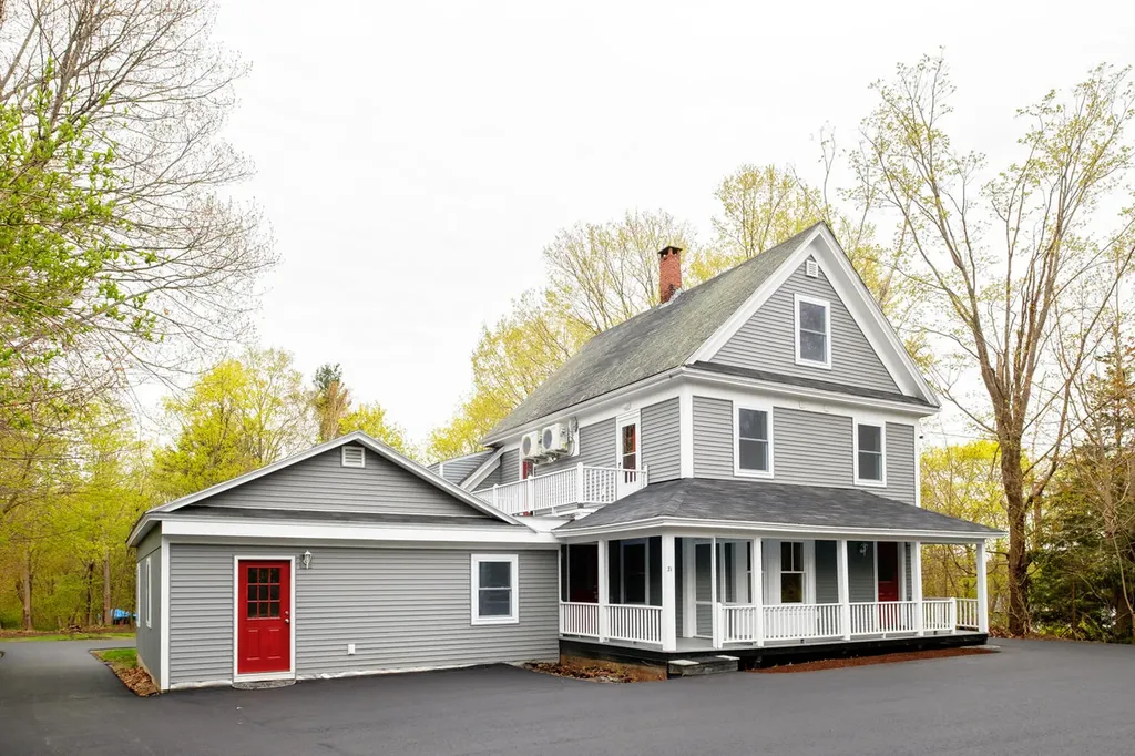 71 Long Sands Road York ME 03909