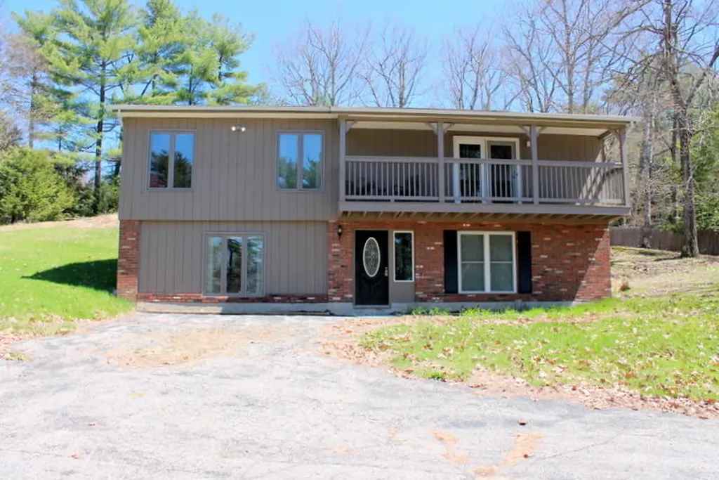 447 Millett Road Minot ME 04258