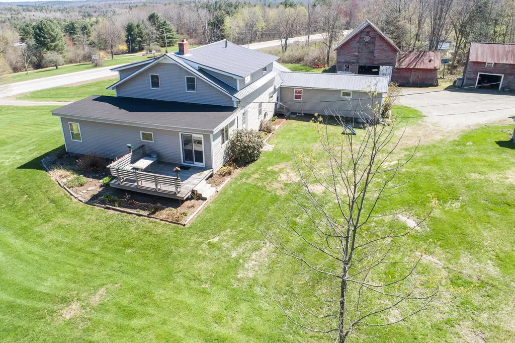 29 Mudget Hill Road Vassalboro ME 04989