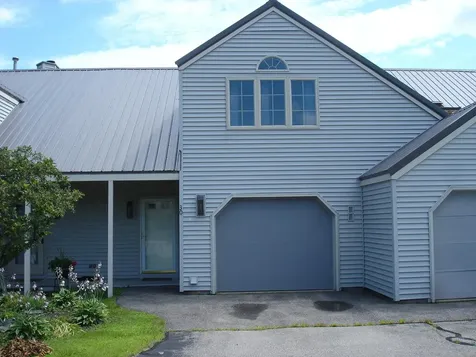 30 Meadowbrook Drive Gorham ME 04038
