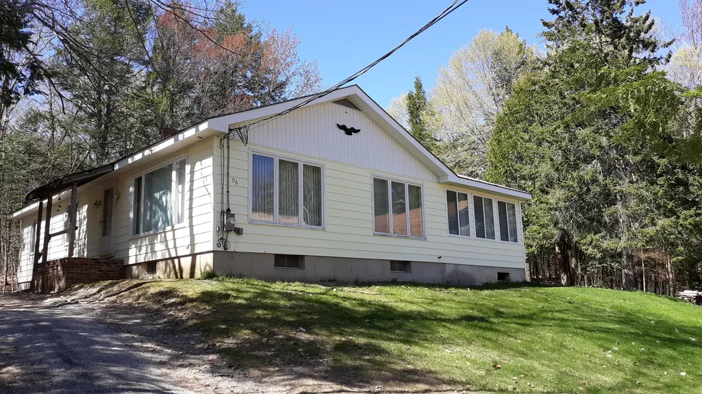 96 Lakeside Drive Windham ME 04062