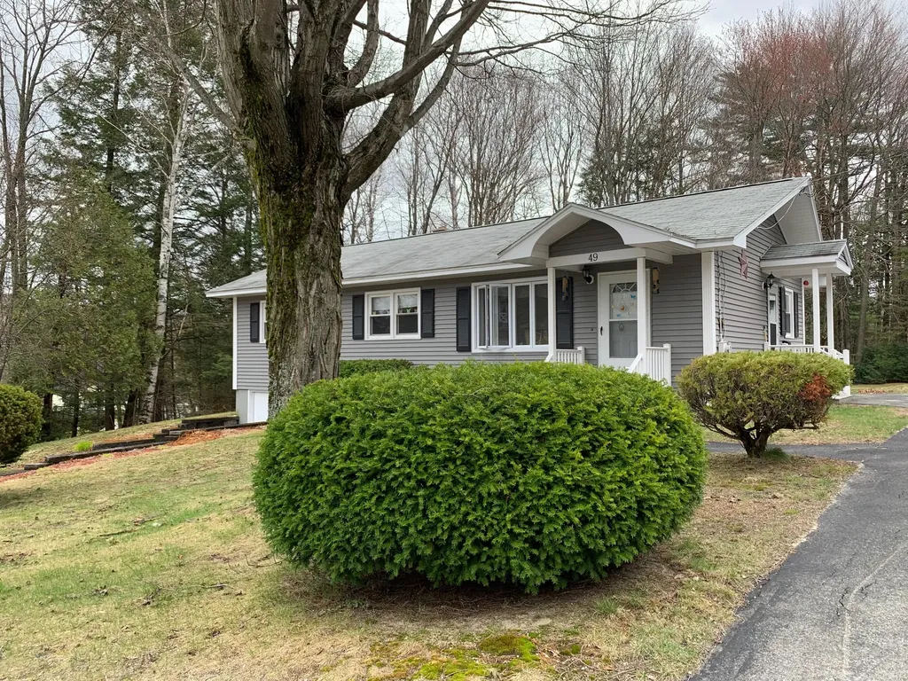 49 Androscoggin Avenue Rumford ME 04276