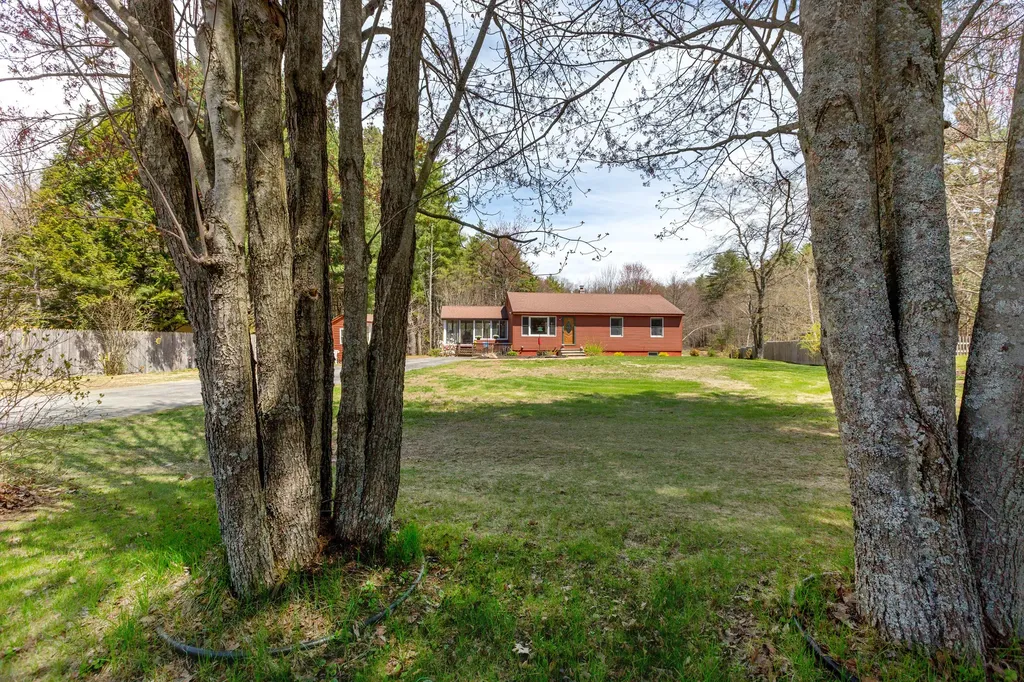 49 Cathance Road Topsham ME 04086