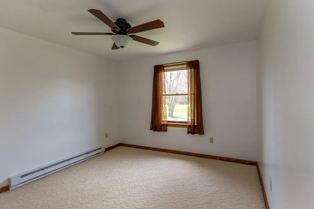 49 Cathance Road Topsham ME 04086