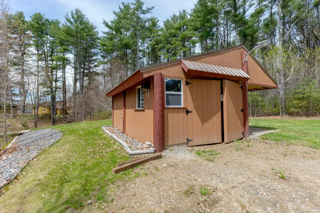 49 Cathance Road Topsham ME 04086