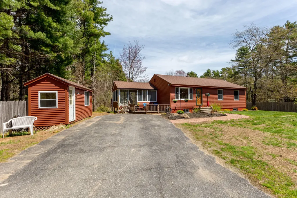 49 Cathance Road Topsham ME 04086