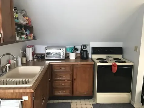 131 Beacon Street Portland ME 04103