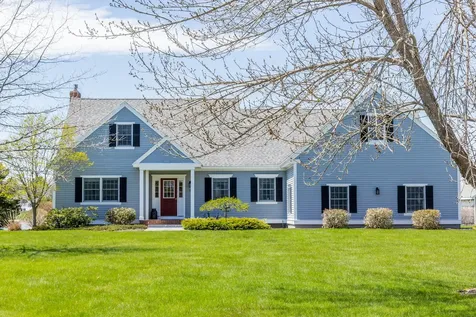 28 Clearwater Drive Scarborough ME 04074
