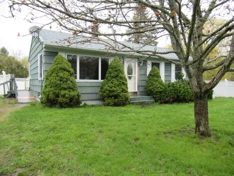 77 Lawn Avenue Rockland ME 04841