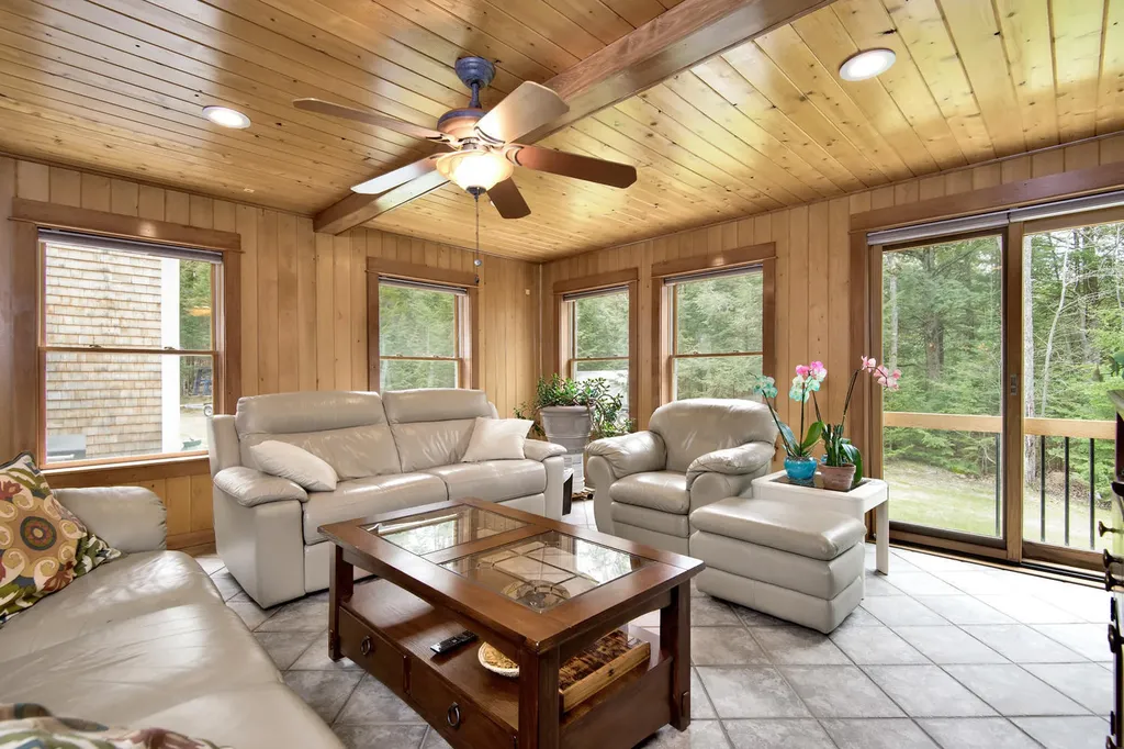 56 Rangdale Road Durham ME 04222