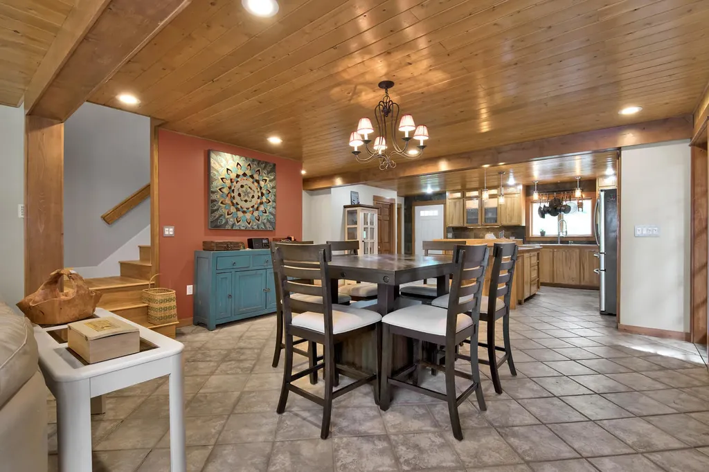 56 Rangdale Road Durham ME 04222