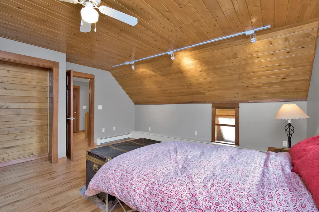 56 Rangdale Road Durham ME 04222