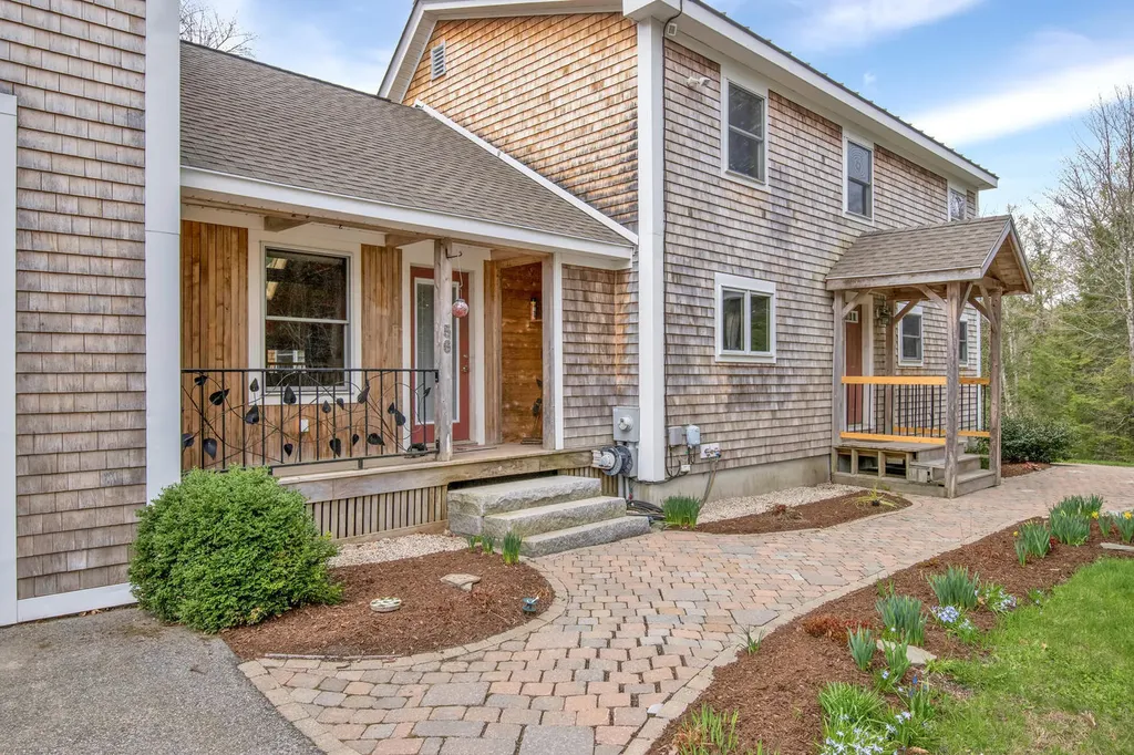 56 Rangdale Road Durham ME 04222