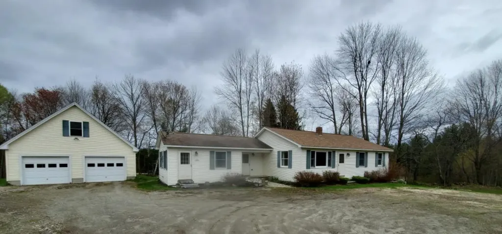 279 Perham Street Farmington ME 04938