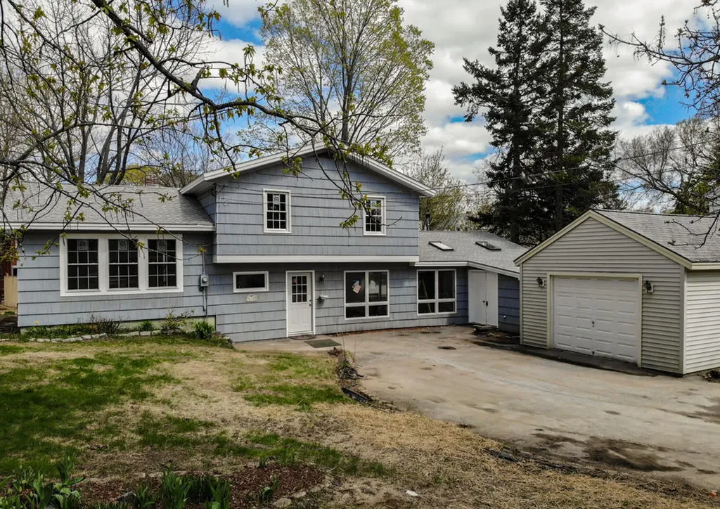 419 Essex Street Bangor ME 04401