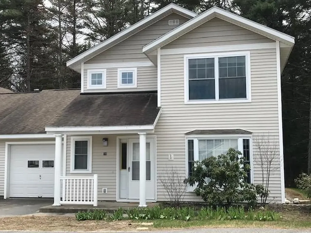 18 Beaver Pond Road Brunswick ME 04011