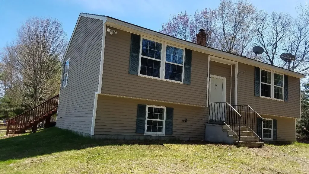 39 Newhall Road Windham ME 04062
