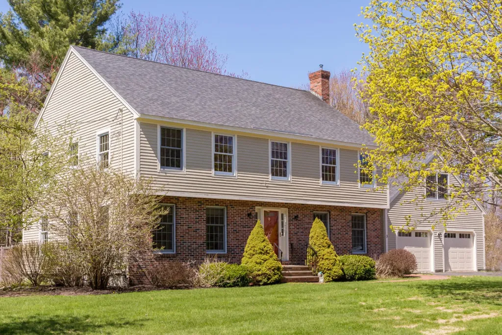 3 Mast Road Scarborough ME 04074