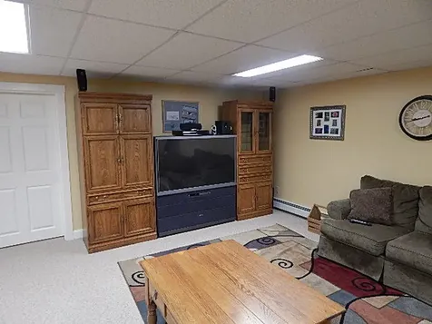 93 Fox Hollow Lane Bangor ME 04401