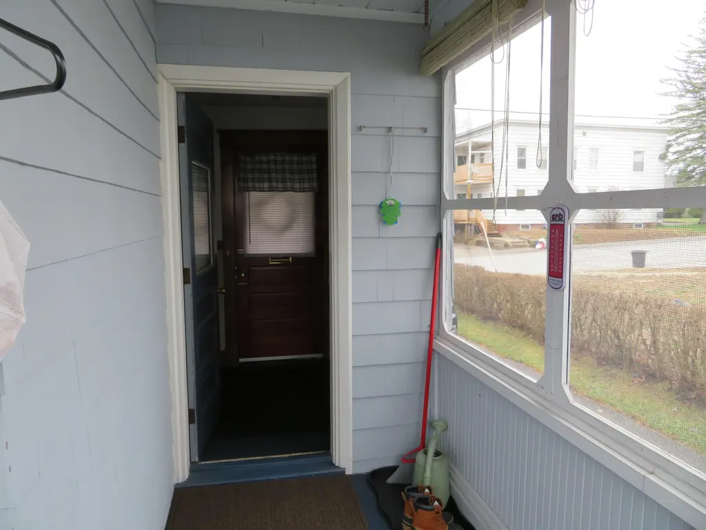 31 Forest Street Lewiston ME 04240