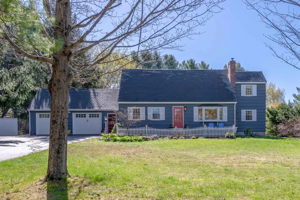 23 Ryan Drive Yarmouth ME 04096
