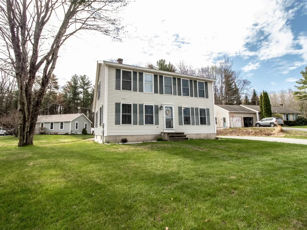 50 Hillview Avenue Saco ME 04072