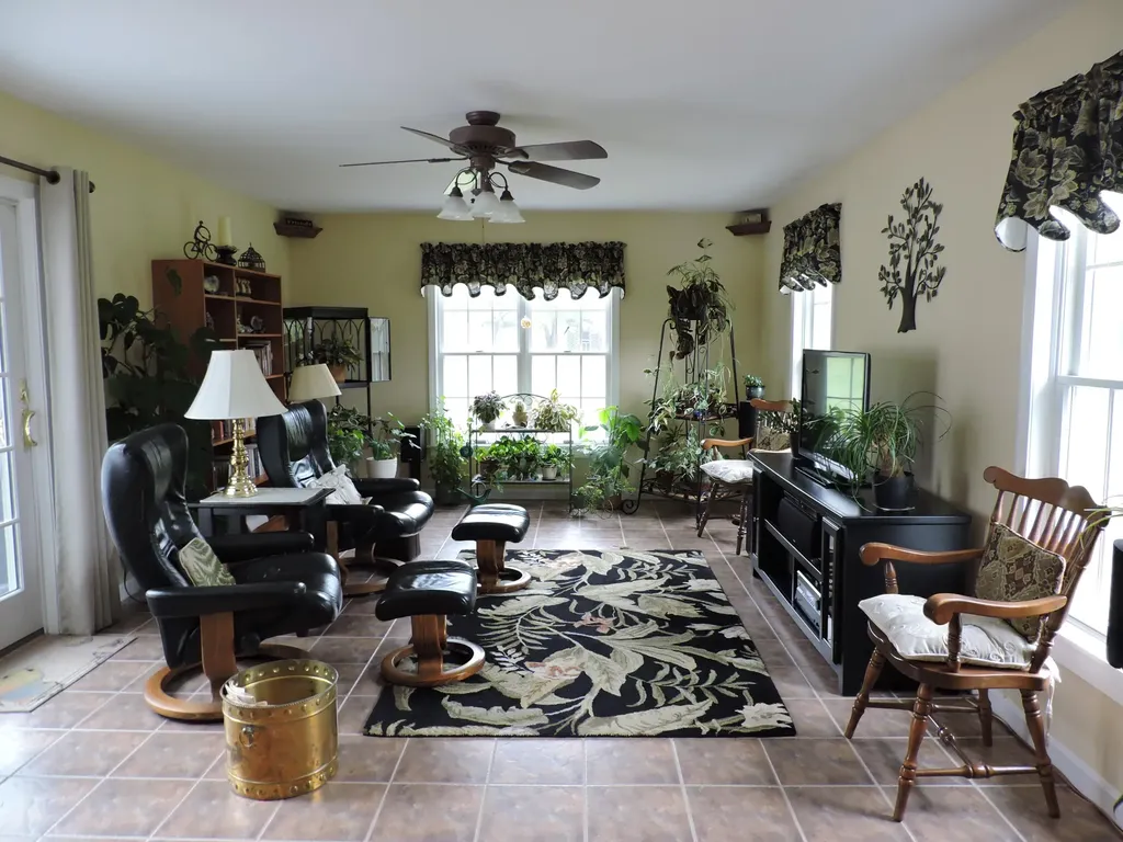 13 Rockland Court Brewer ME 04412