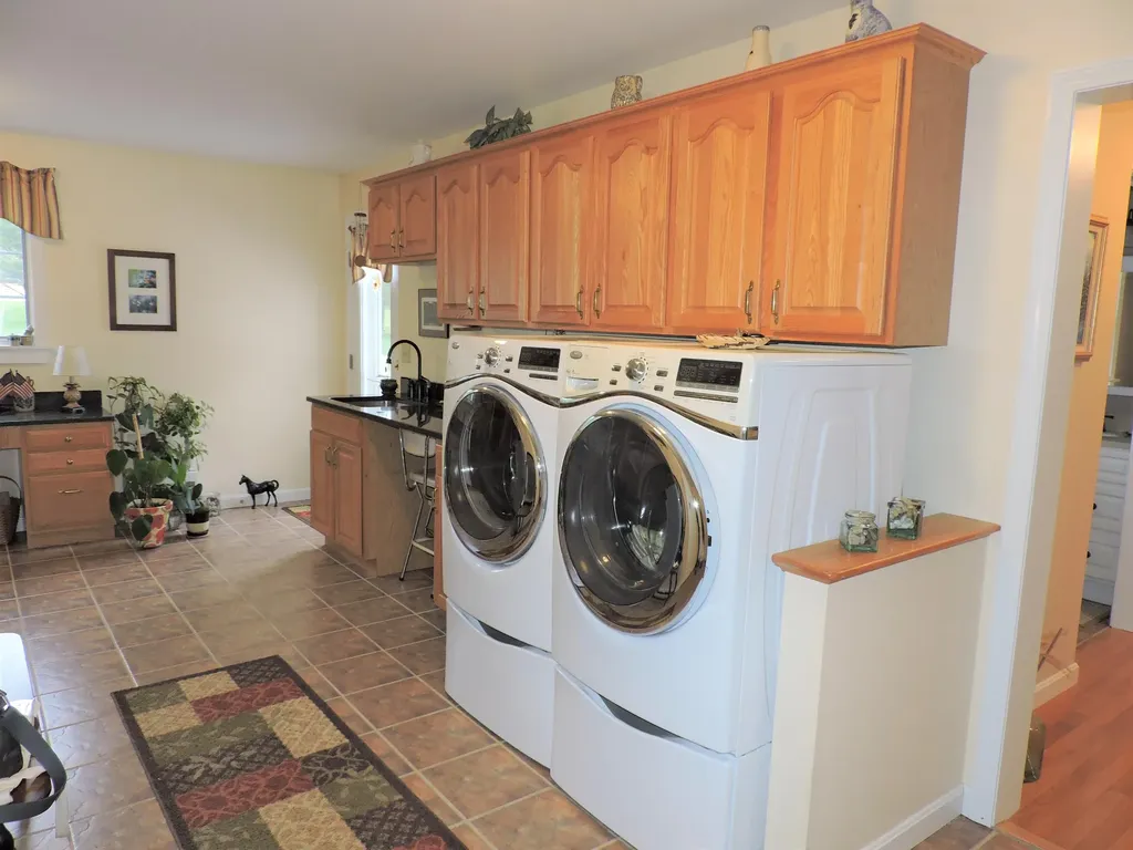 13 Rockland Court Brewer ME 04412
