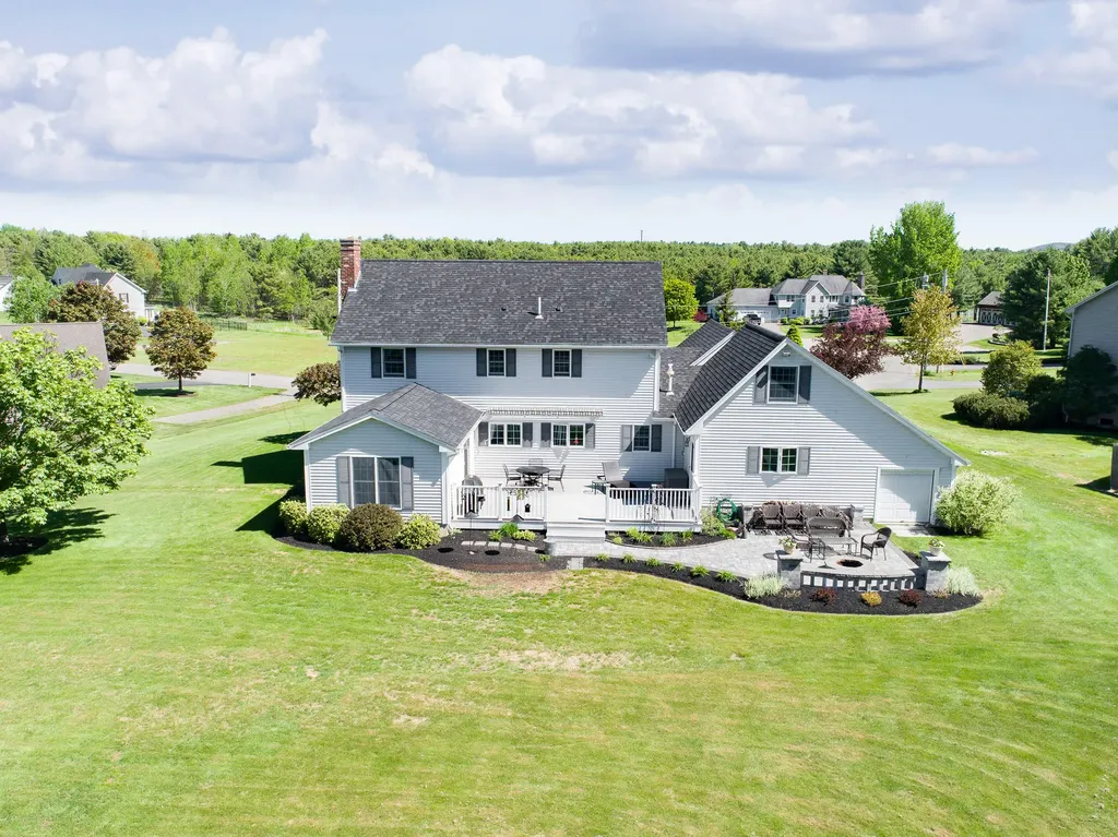13 Rockland Court Brewer ME 04412