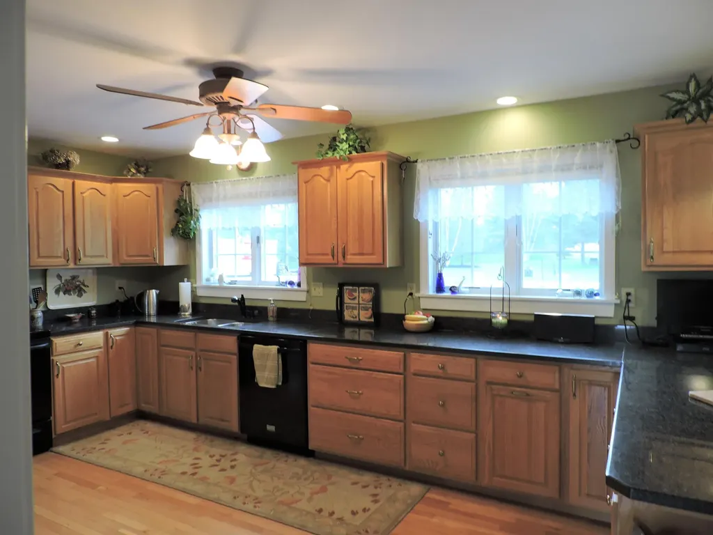 13 Rockland Court Brewer ME 04412