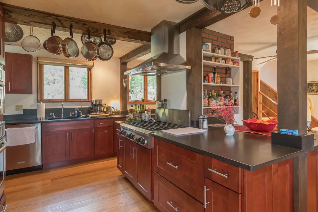 250 Magog Road Appleton ME 04862