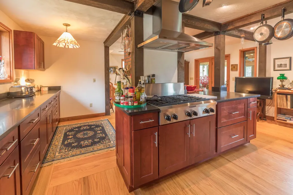 250 Magog Road Appleton ME 04862