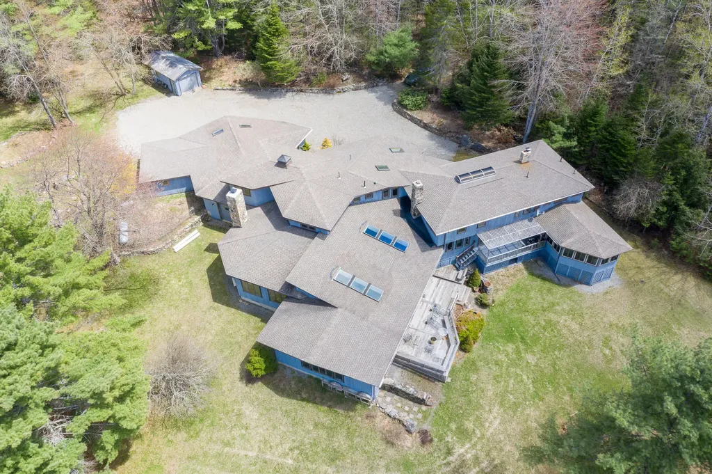 250 Magog Road Appleton ME 04862