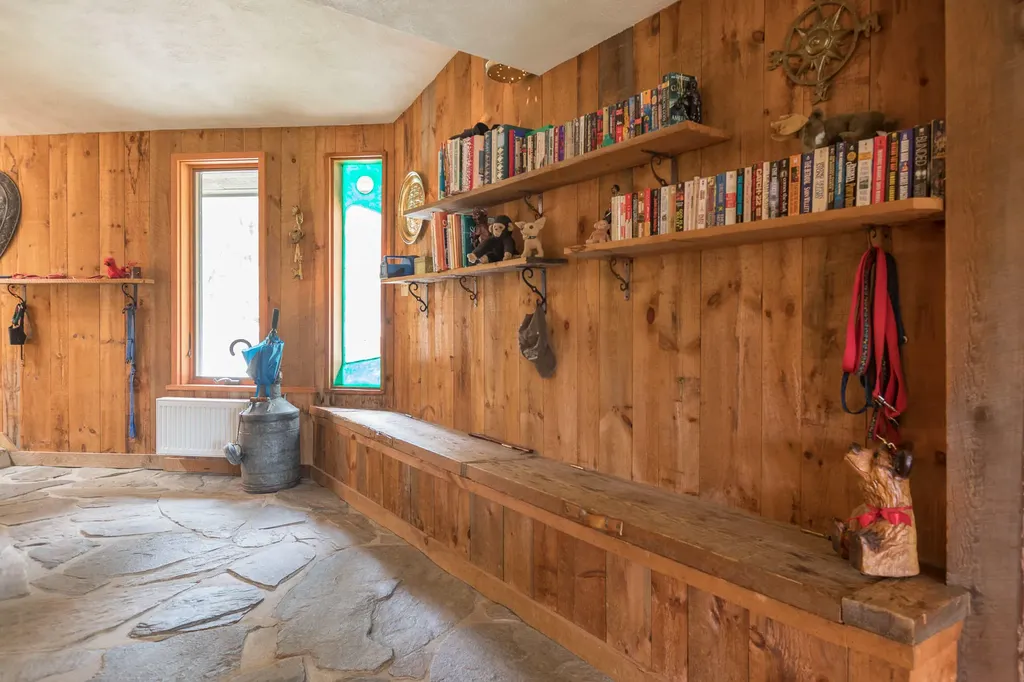 250 Magog Road Appleton ME 04862