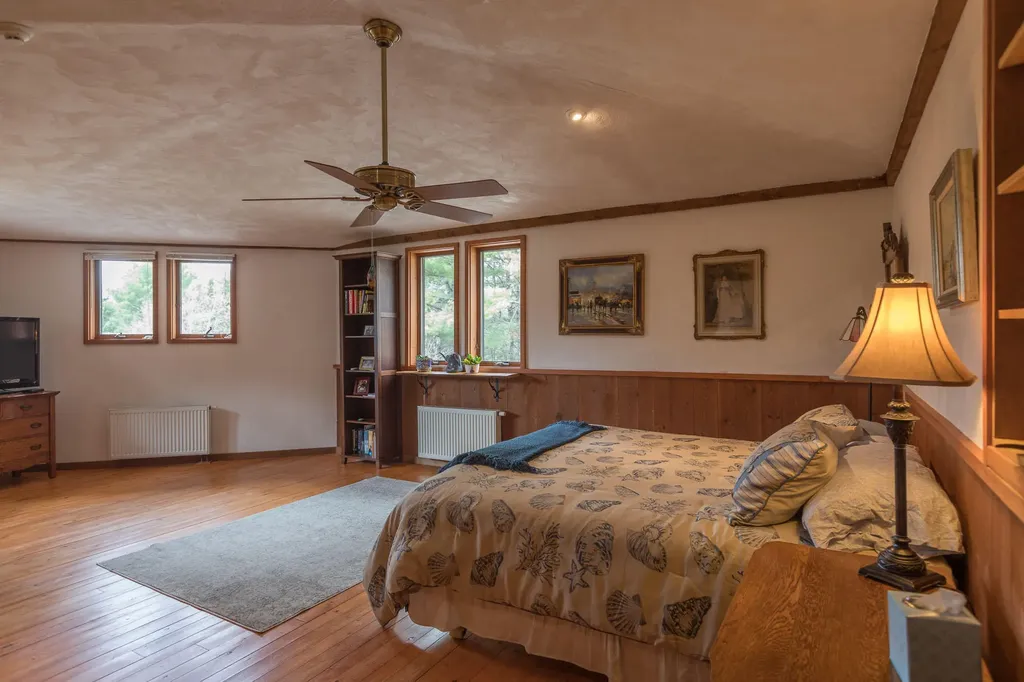 250 Magog Road Appleton ME 04862