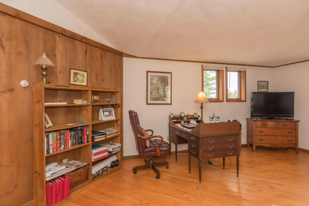 250 Magog Road Appleton ME 04862