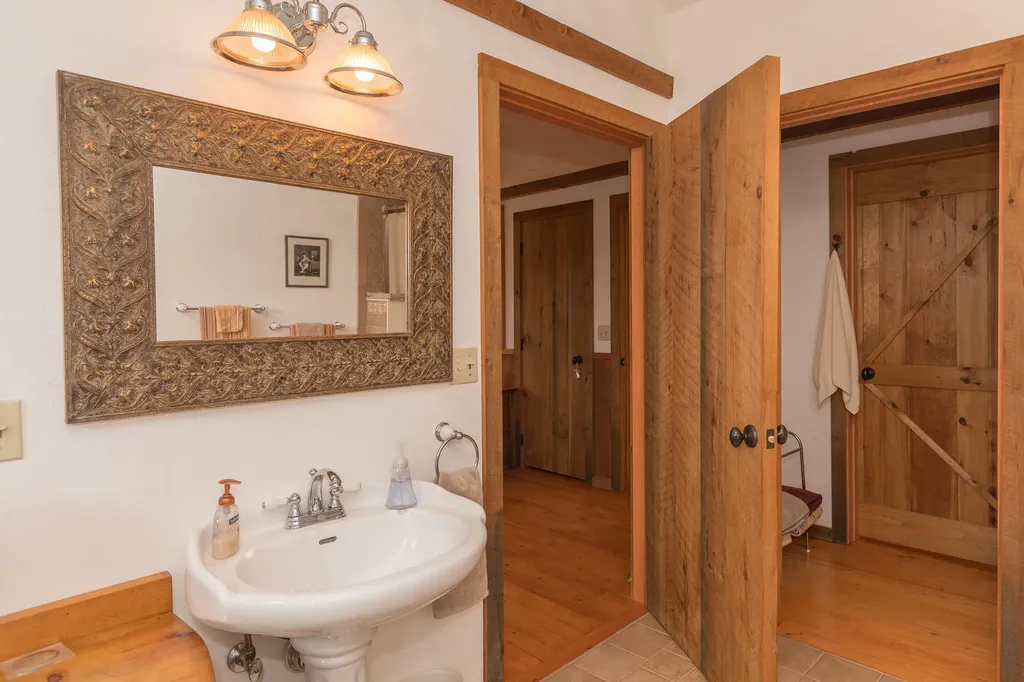 250 Magog Road Appleton ME 04862