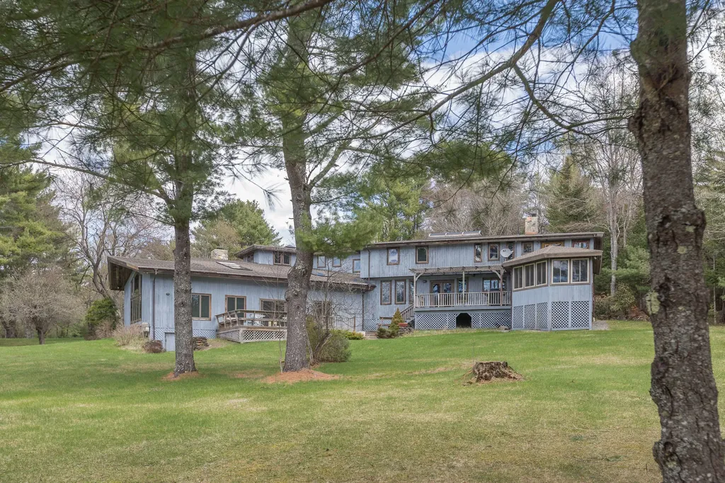 250 Magog Road Appleton ME 04862