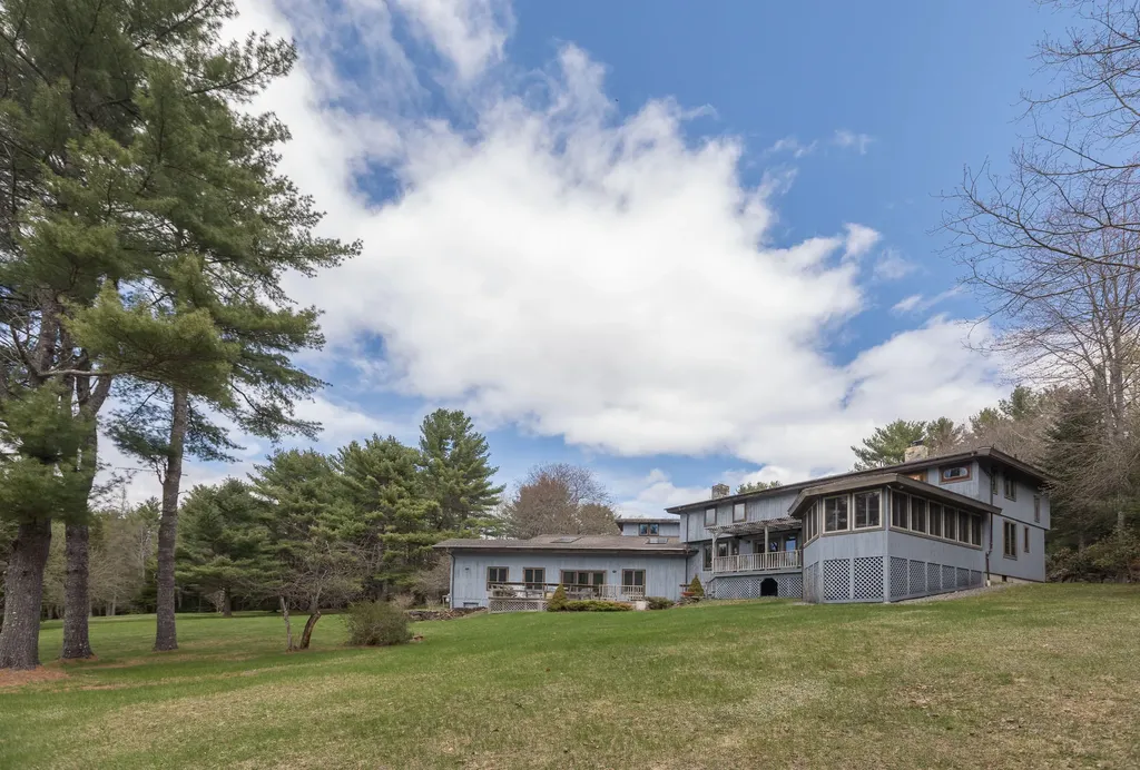 250 Magog Road Appleton ME 04862