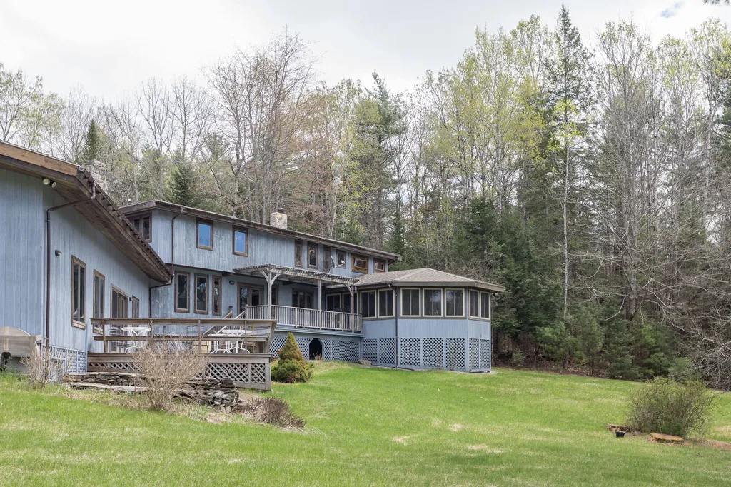 250 Magog Road Appleton ME 04862
