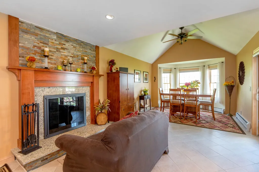 153 Fortin Drive Minot ME 04258